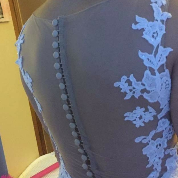 David's Bridal Wedding dress. - Picture 6 of 12